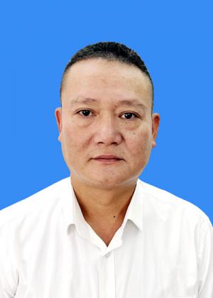 黄波